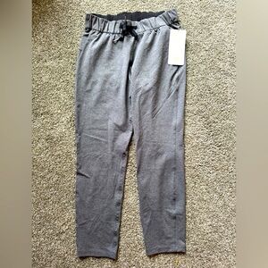 Lululemon On Thé Fly Pant Size 6 NEW with Tags